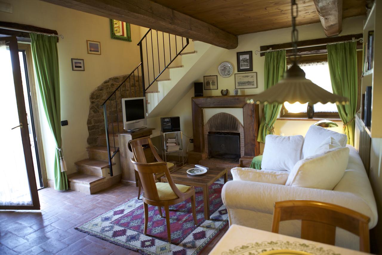 Bed and Breakfast Fonte Magia à Castel de' Fiori Extérieur photo